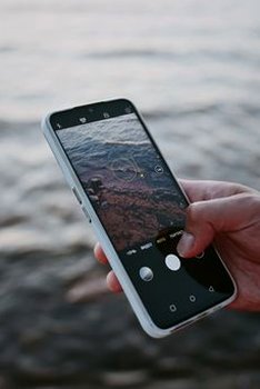 nên xem chơi là giải trí